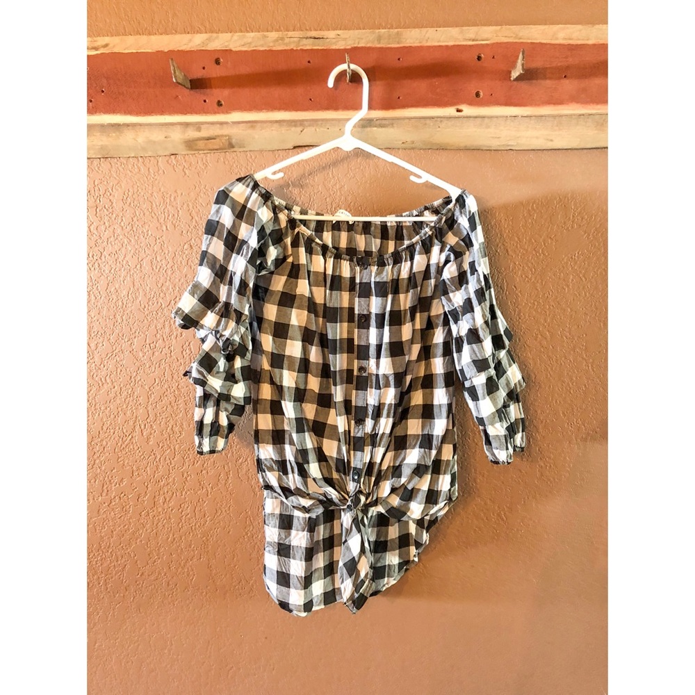 Quarter Sleeve Plaid Blouse